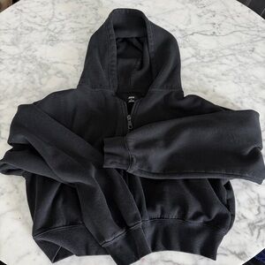Ardene. Black Zip-Up Cropped Hoodie